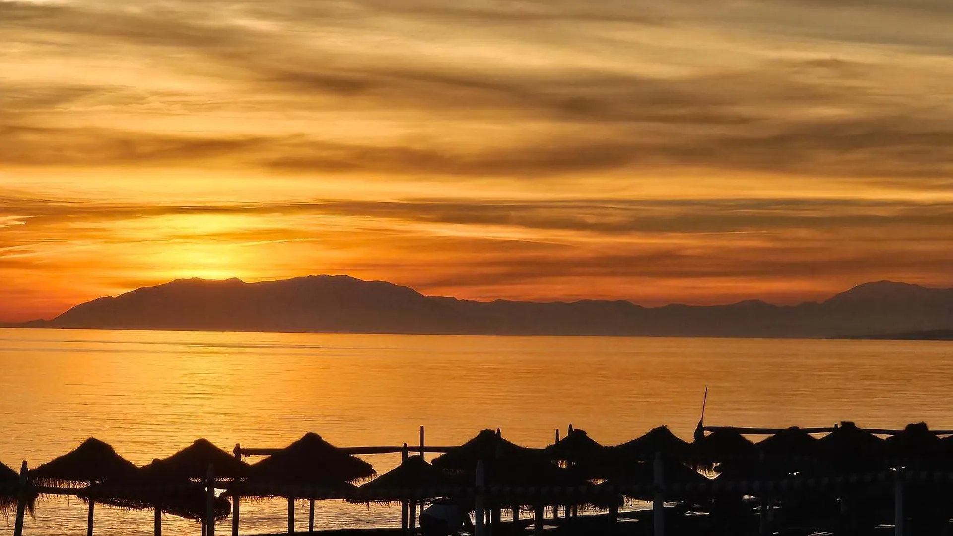 Costa Brisas Apartment Almayate Alto